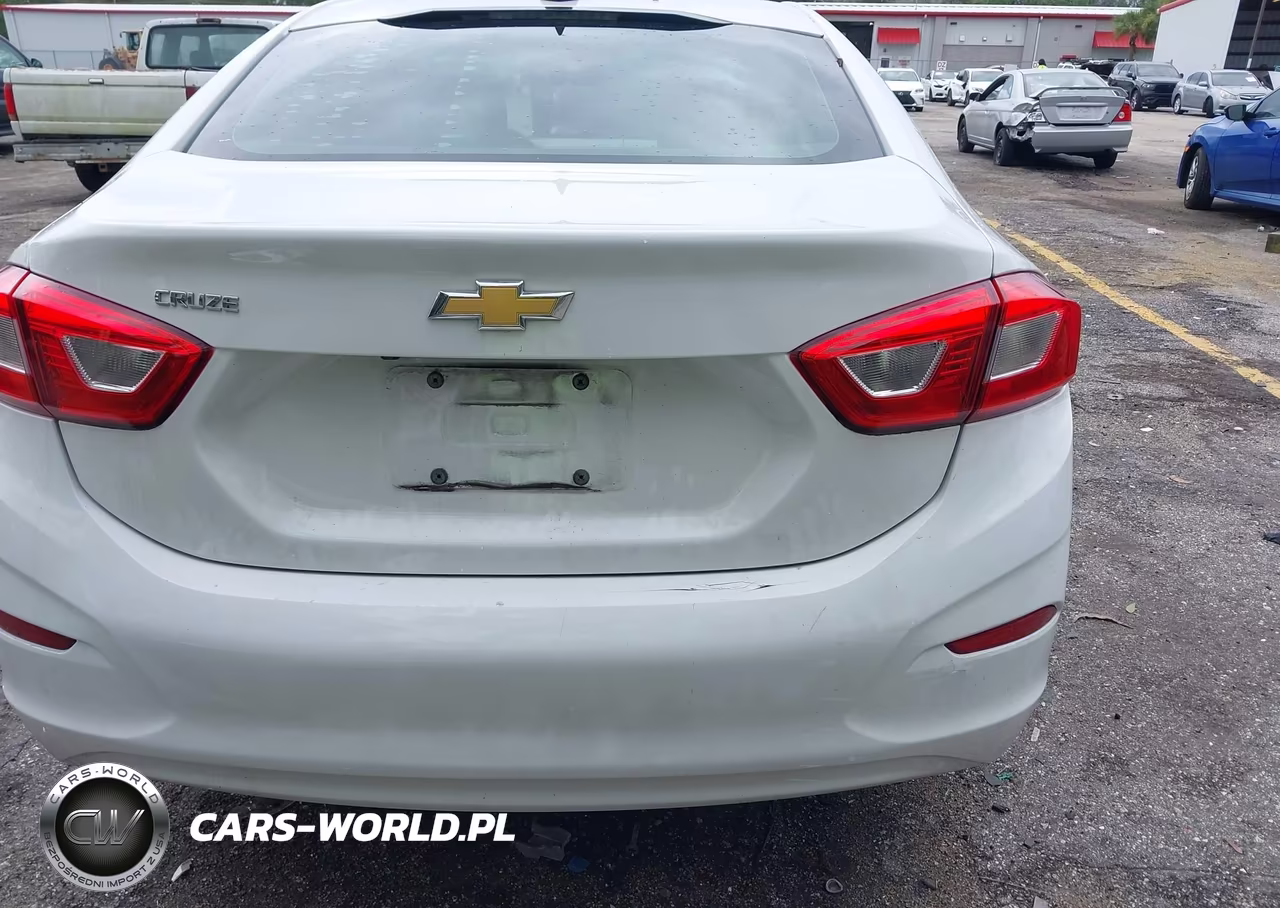 2018 Chevrolet Cruze Ls Auto VIN:1G1BC5SM9J7189469 - 16