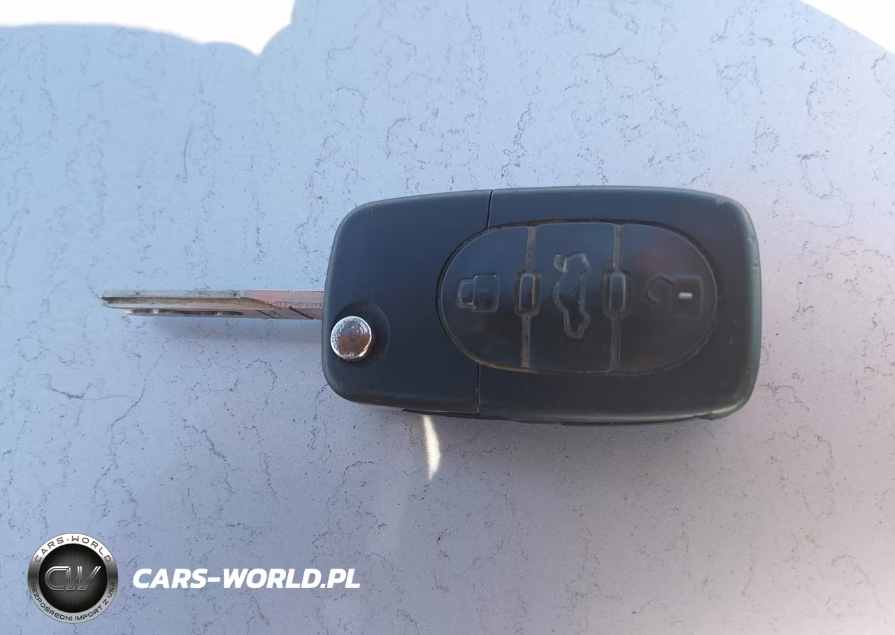 1999 Volkswagen New Beetle Gls VIN:3VWCC21CXXM405456 - 11
