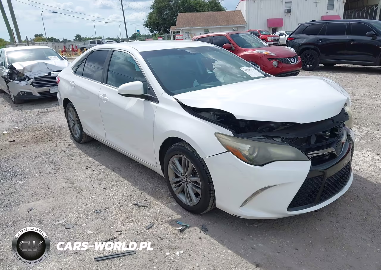 2016 Toyota Camry Se – zdjęcie 1 z 16