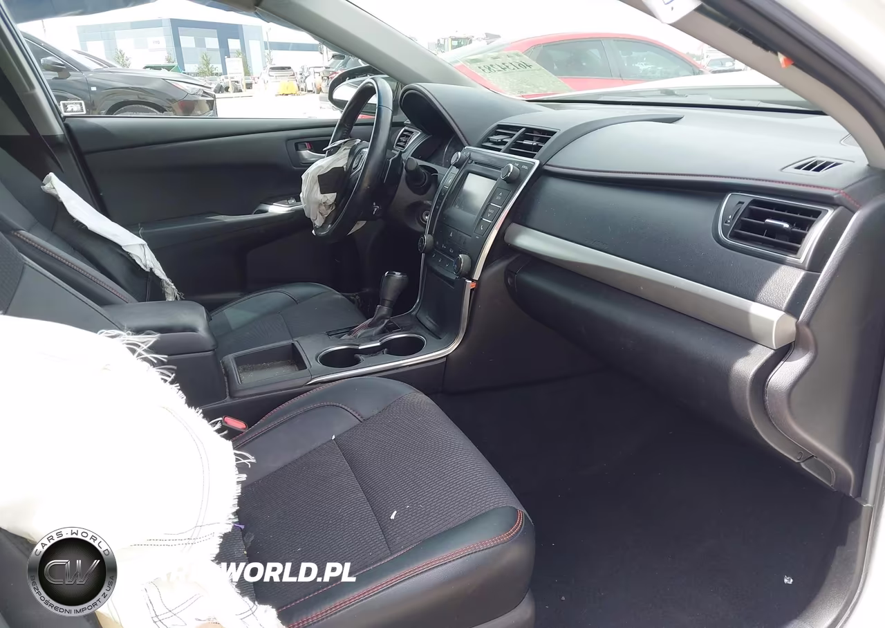 2016 Toyota Camry Se VIN:4T1BF1FK0GU185221 - 5