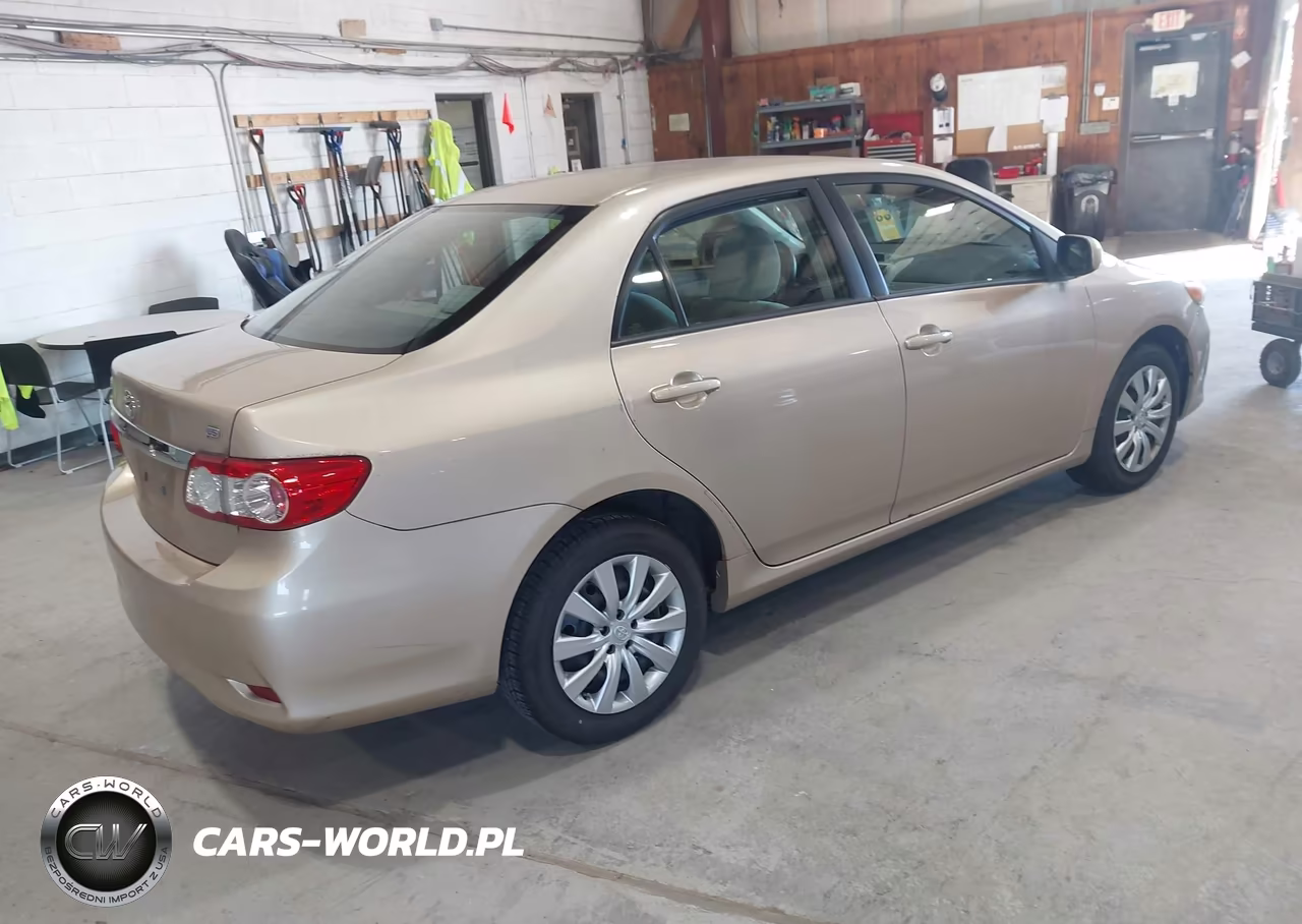 2012 Toyota Corolla Le VIN:2T1BU4EE6CC760307 - 4