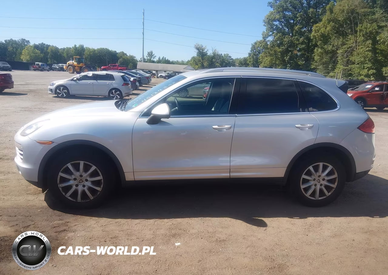 2011 Porsche Cayenne VIN:WP1AA2A21BLA09867 - 14