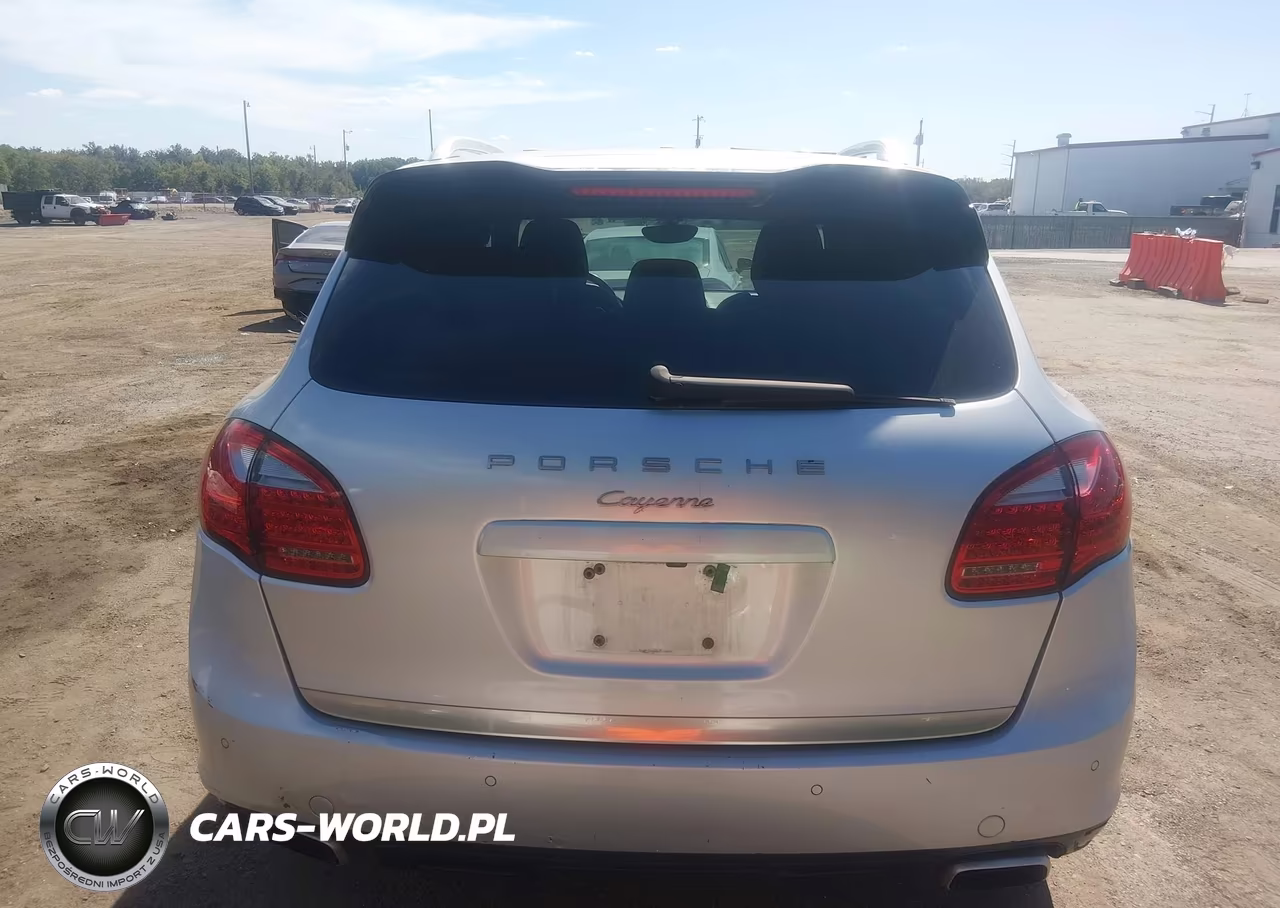 2011 Porsche Cayenne VIN:WP1AA2A21BLA09867 - 16