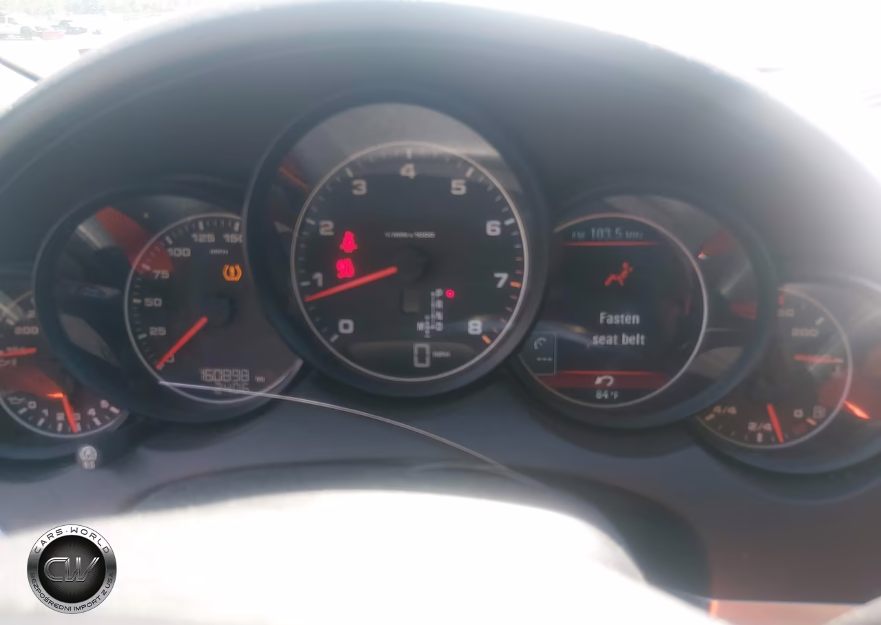 2011 Porsche Cayenne VIN:WP1AA2A21BLA09867 - 7