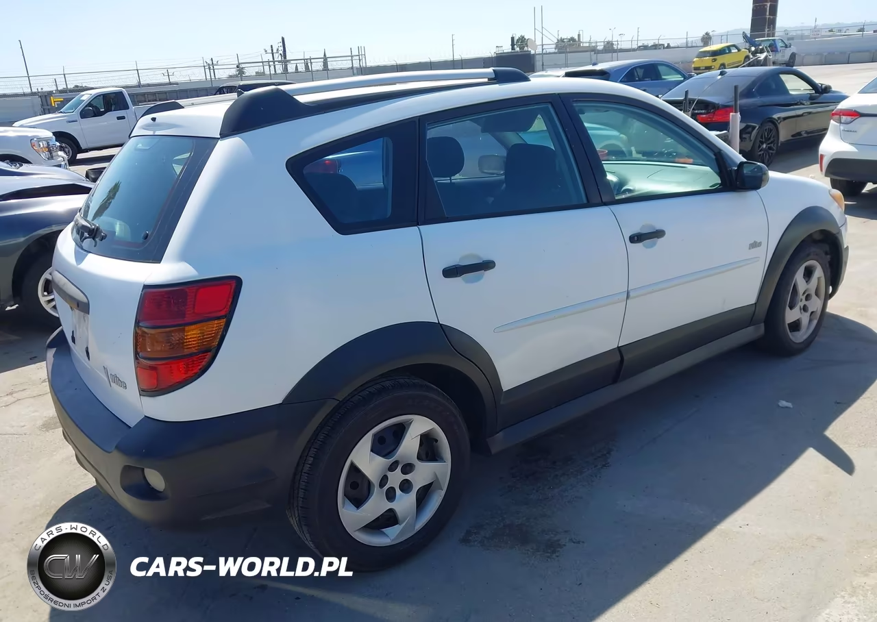 2008 Pontiac Vibe VIN:5Y2SL65858Z414271 - 4