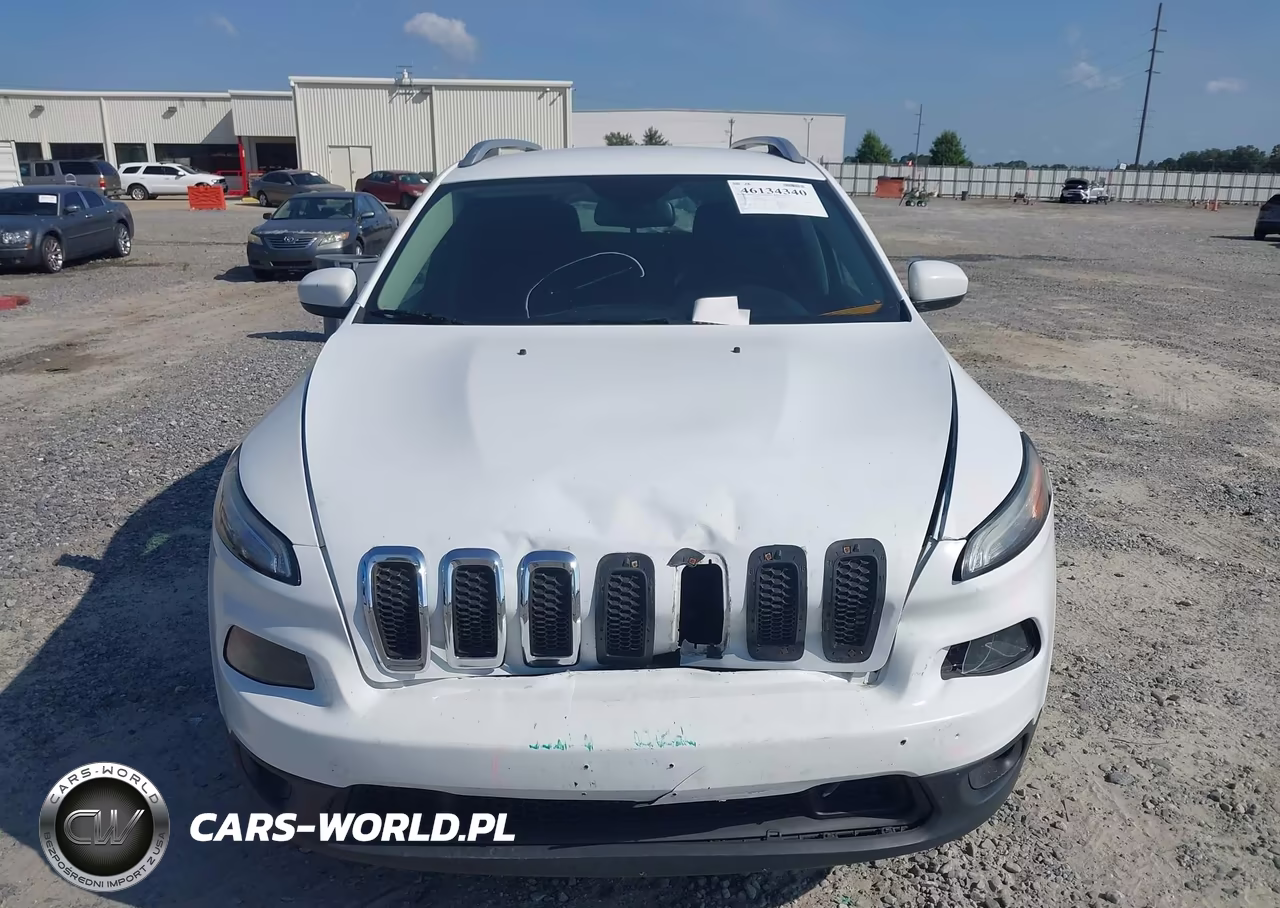 2016 Jeep Cherokee Latitude VIN:1C4PJLCB3GW190815 - 12