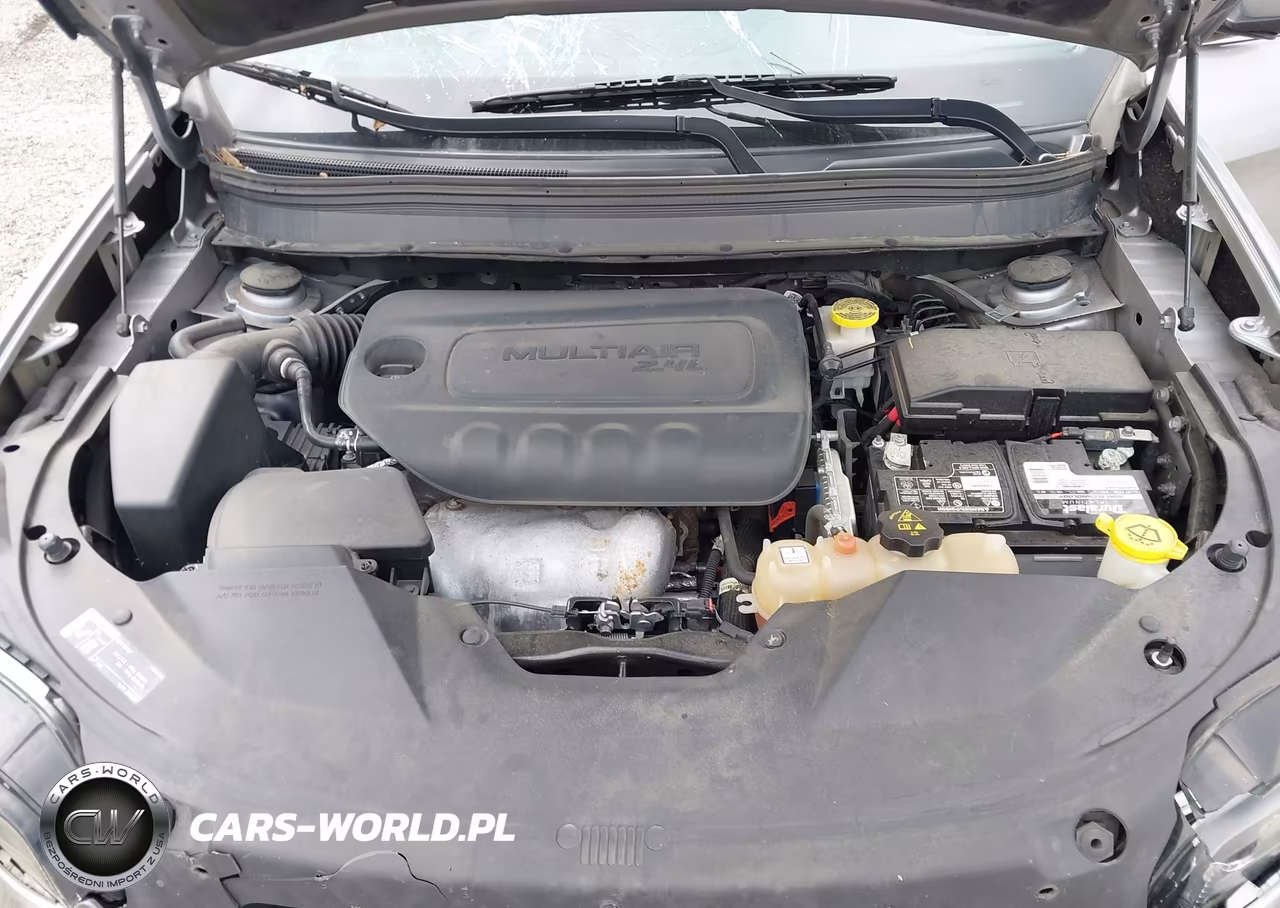 2020 Jeep Cherokee Latitude Plus 4X4 VIN:1C4PJMLB2LD580218 - 10