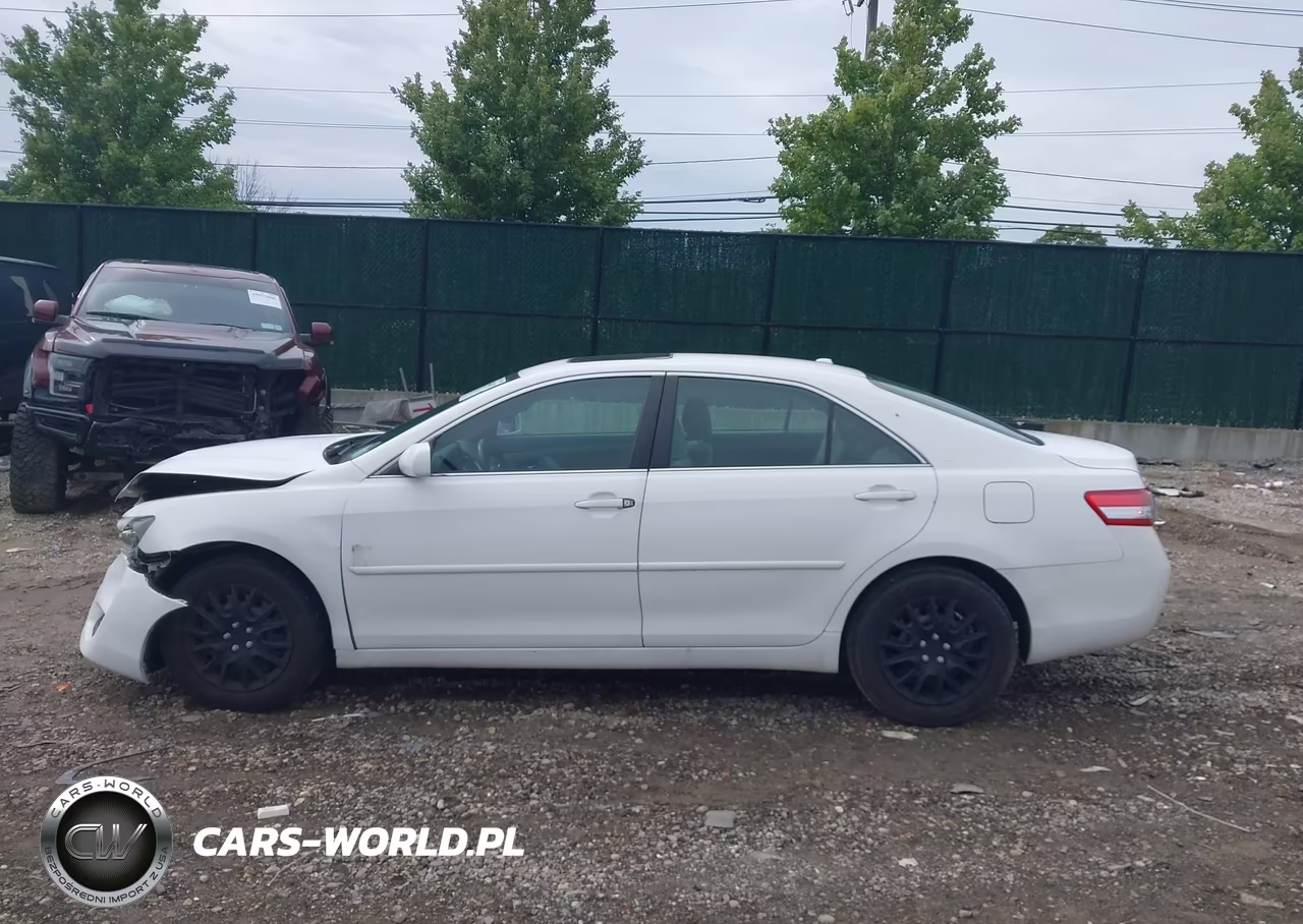 2010 Toyota Camry Le VIN:4T4BF3EKXAR042710 - 15