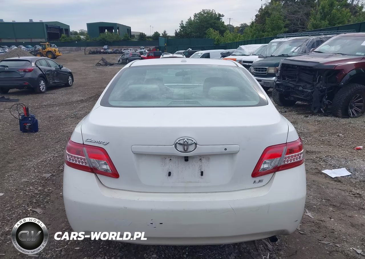2010 Toyota Camry Le VIN:4T4BF3EKXAR042710 - 17