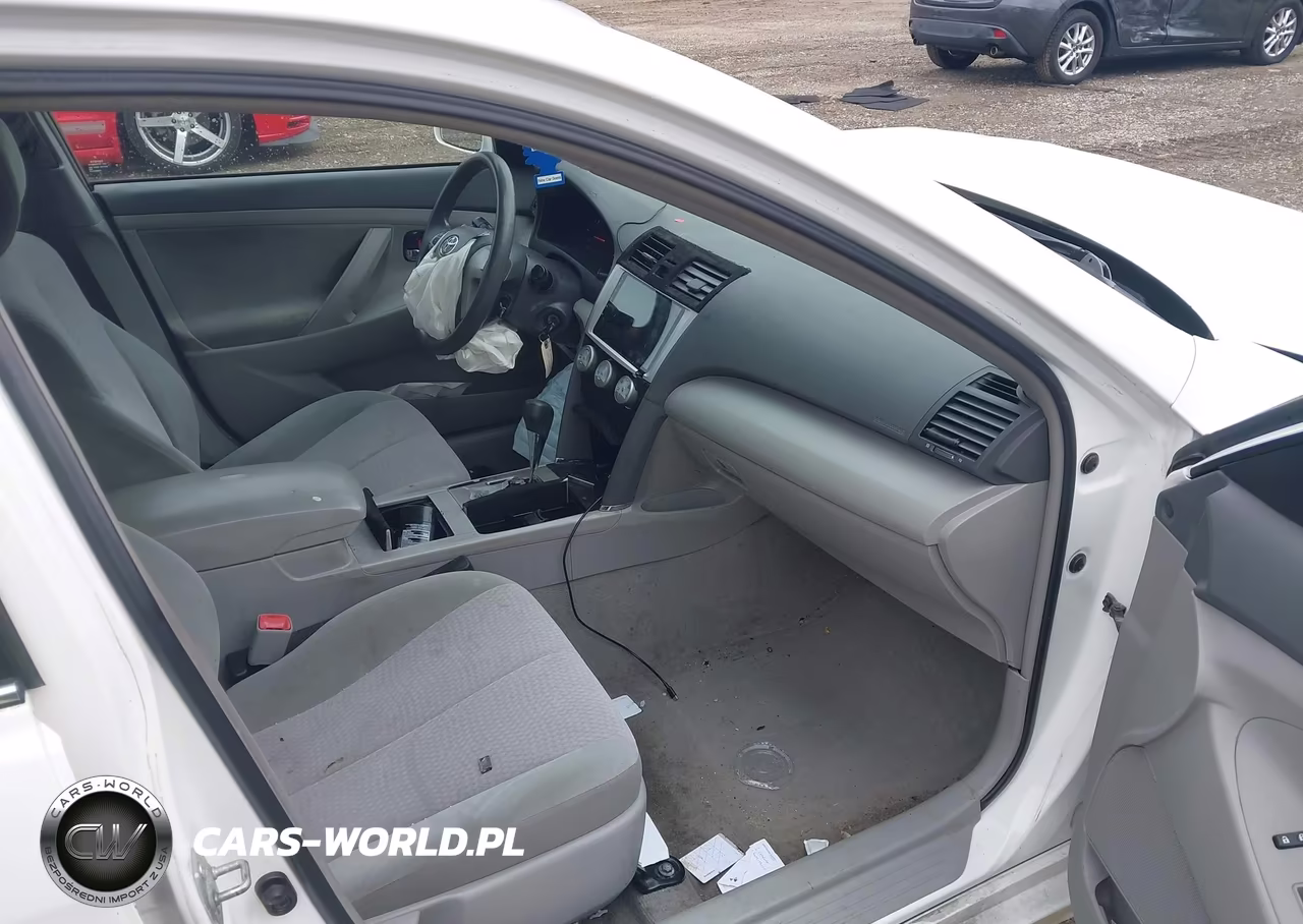 2010 Toyota Camry Le VIN:4T4BF3EKXAR042710 - 5