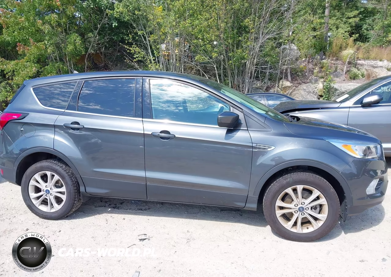 2019 Ford Escape Se VIN:1FMCU9GD1KUA66045 - 13