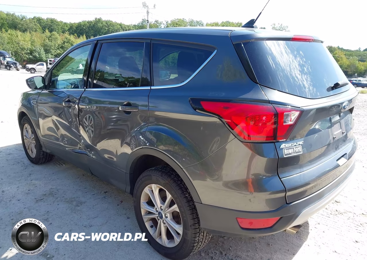 2019 Ford Escape Se VIN:1FMCU9GD1KUA66045 - 3