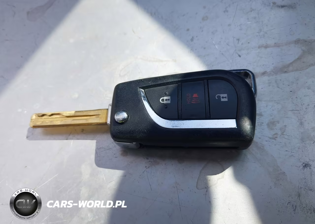 2018 Toyota Corolla Im VIN:JTNKARJE0JJ560872 - 11