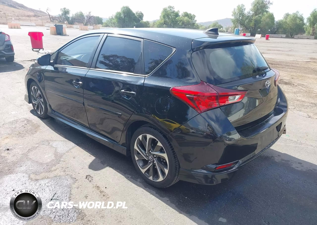 2018 Toyota Corolla Im VIN:JTNKARJE0JJ560872 - 3