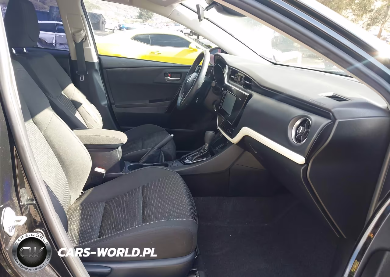 2018 Toyota Corolla Im VIN:JTNKARJE0JJ560872 - 5