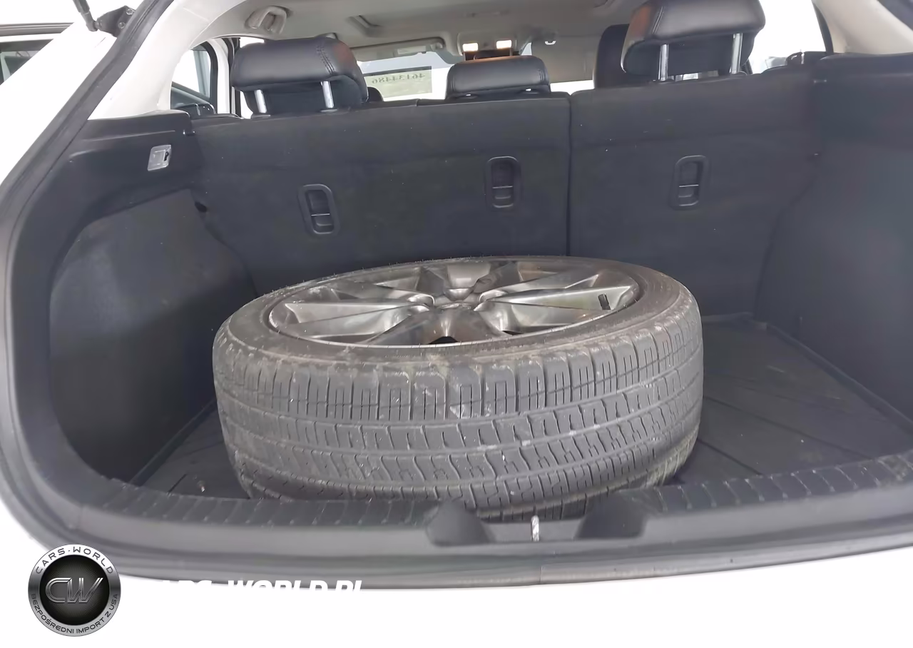 2018 Mazda Mazda3 Grand Touring VIN:3MZBN1M31JM230341 - 12