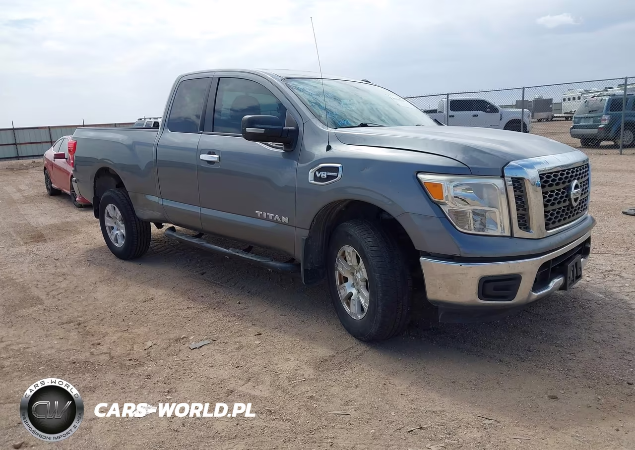 2017 Nissan Titan Sv