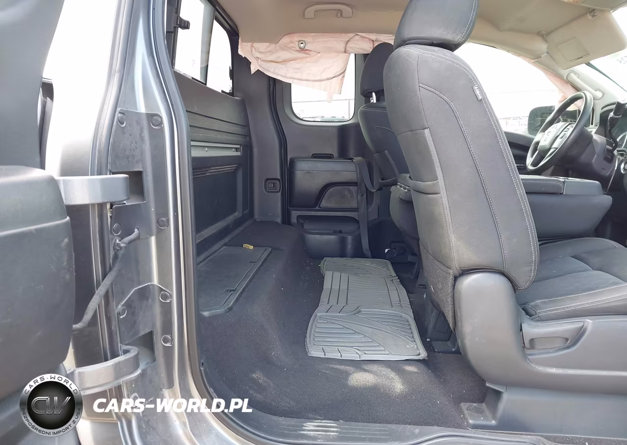 2017 Nissan Titan Sv VIN:1N6AA1C72HN558282 - 8