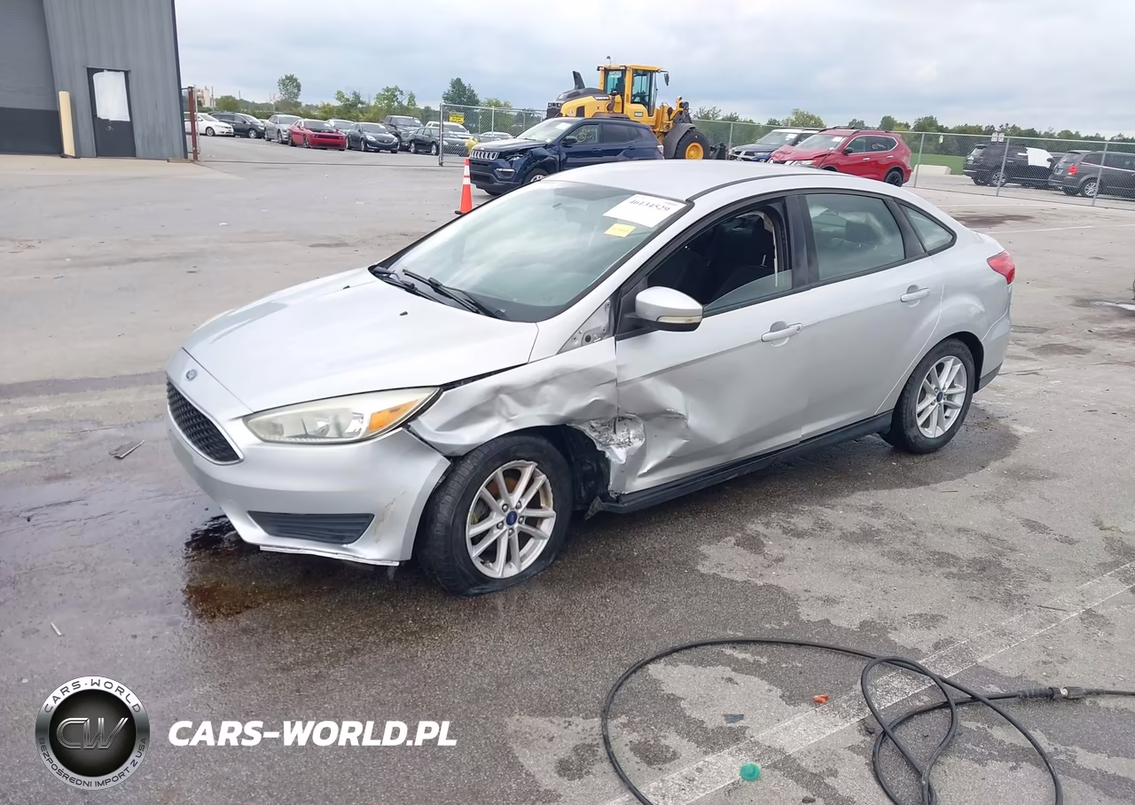 2017 Ford Focus Se VIN:1FADP3F27HL286842 - 2