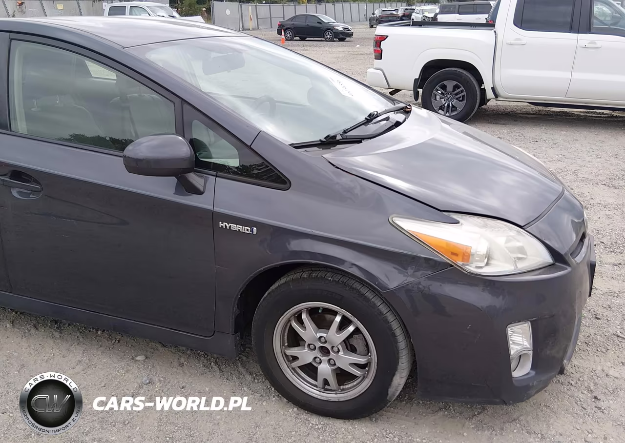 2011 Toyota Prius Three VIN:JTDKN3DU8B1404525 - 17