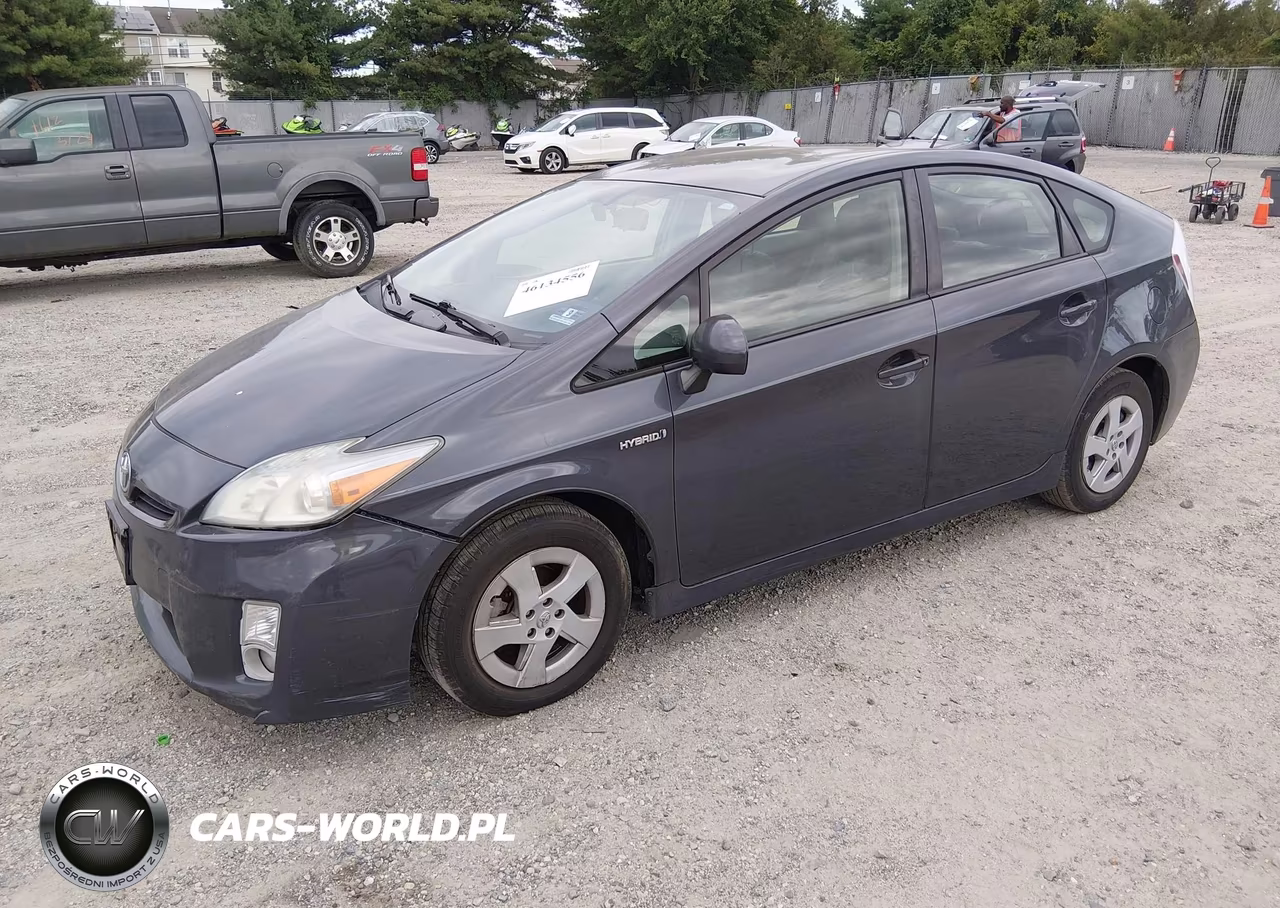 2011 Toyota Prius Three VIN:JTDKN3DU8B1404525 - 2