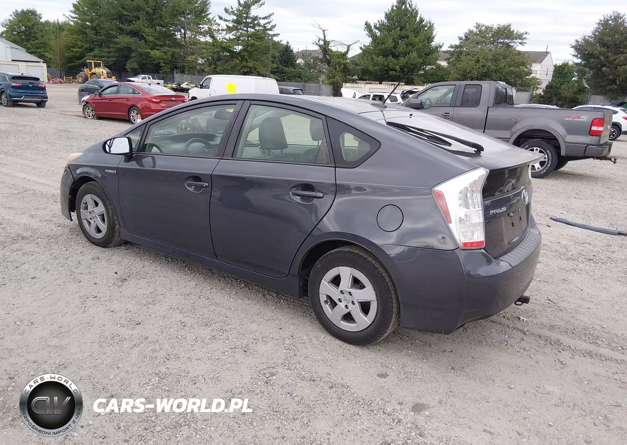 2011 Toyota Prius Three VIN:JTDKN3DU8B1404525 - 3