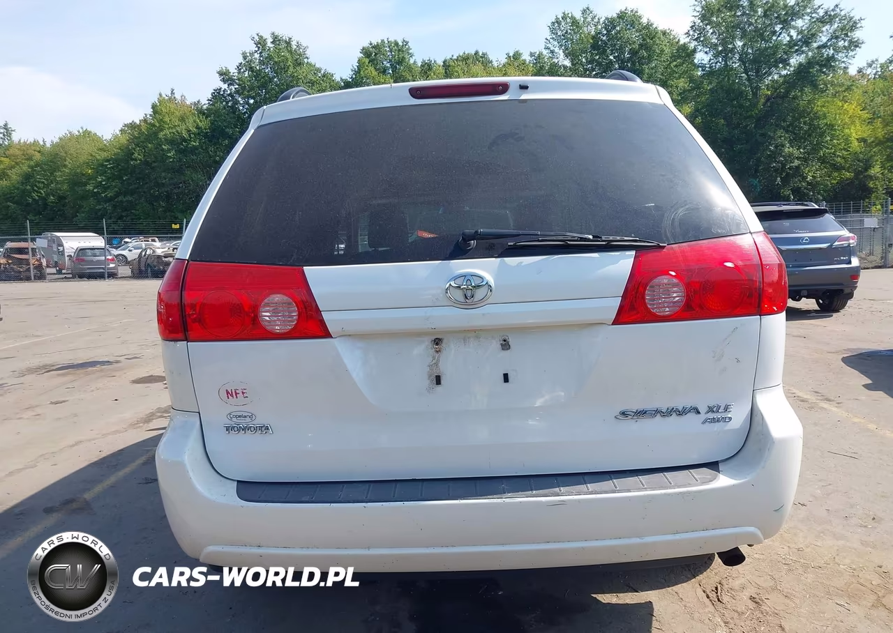 2009 Toyota Sienna Xle VIN:5TDBK22C49S027069 - 16