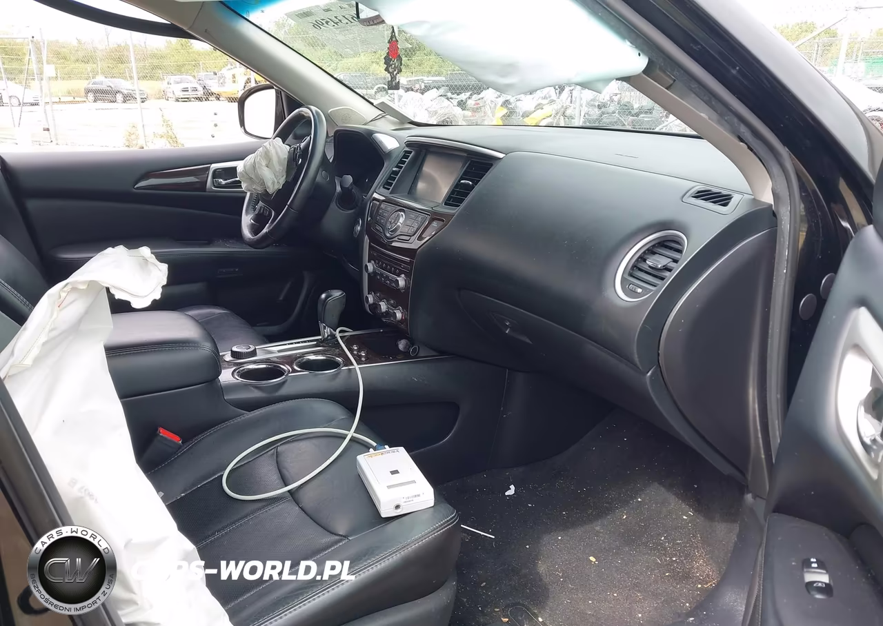 2014 Nissan Pathfinder Platinum VIN:5N1AR2MM2EC643373 - 5