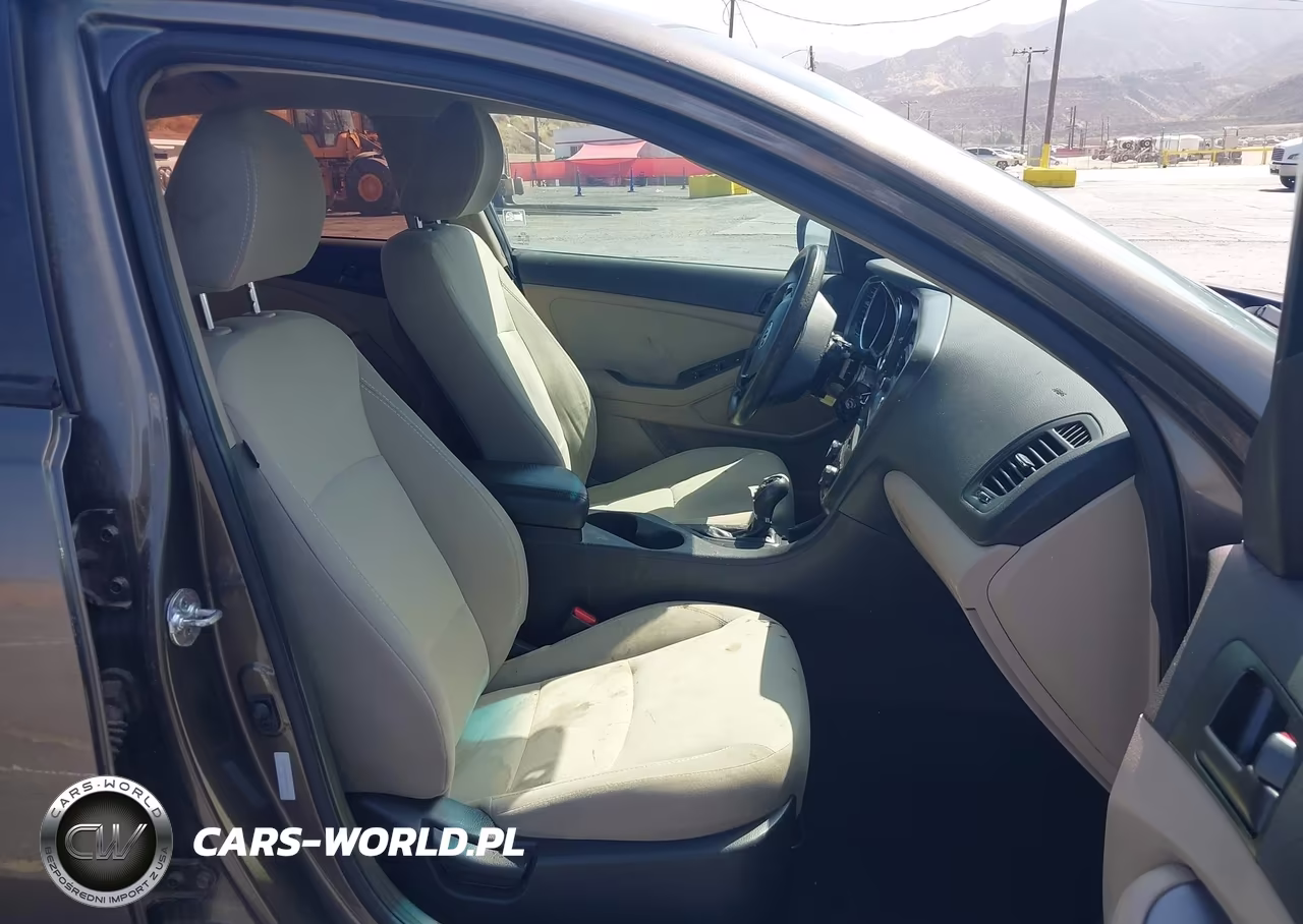 2012 Kia Optima Lx VIN:5XXGM4A76CG078310 - 5