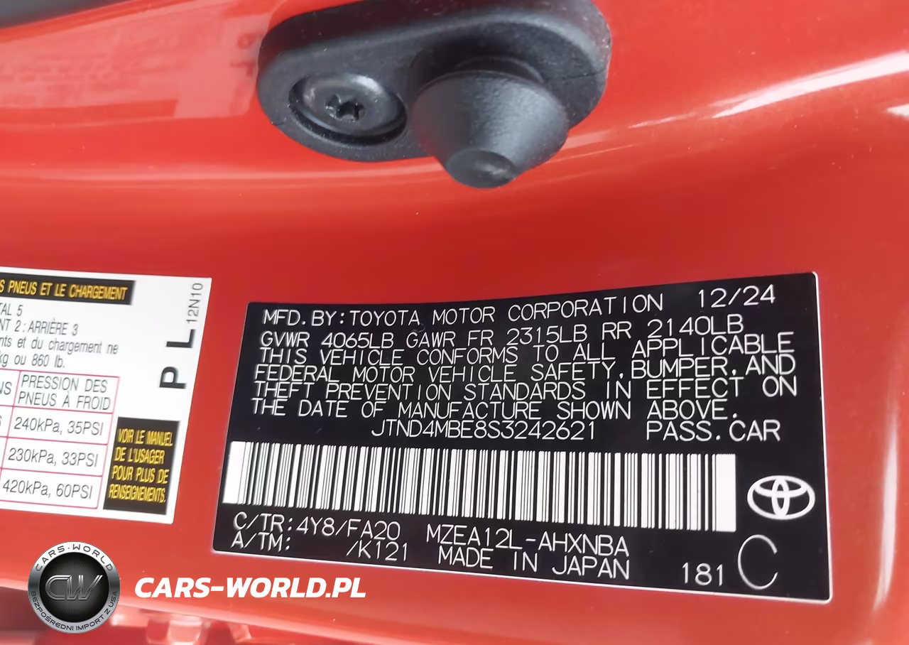 2025 Toyota Corolla Se VIN:JTND4MBE8S3242621 - 9