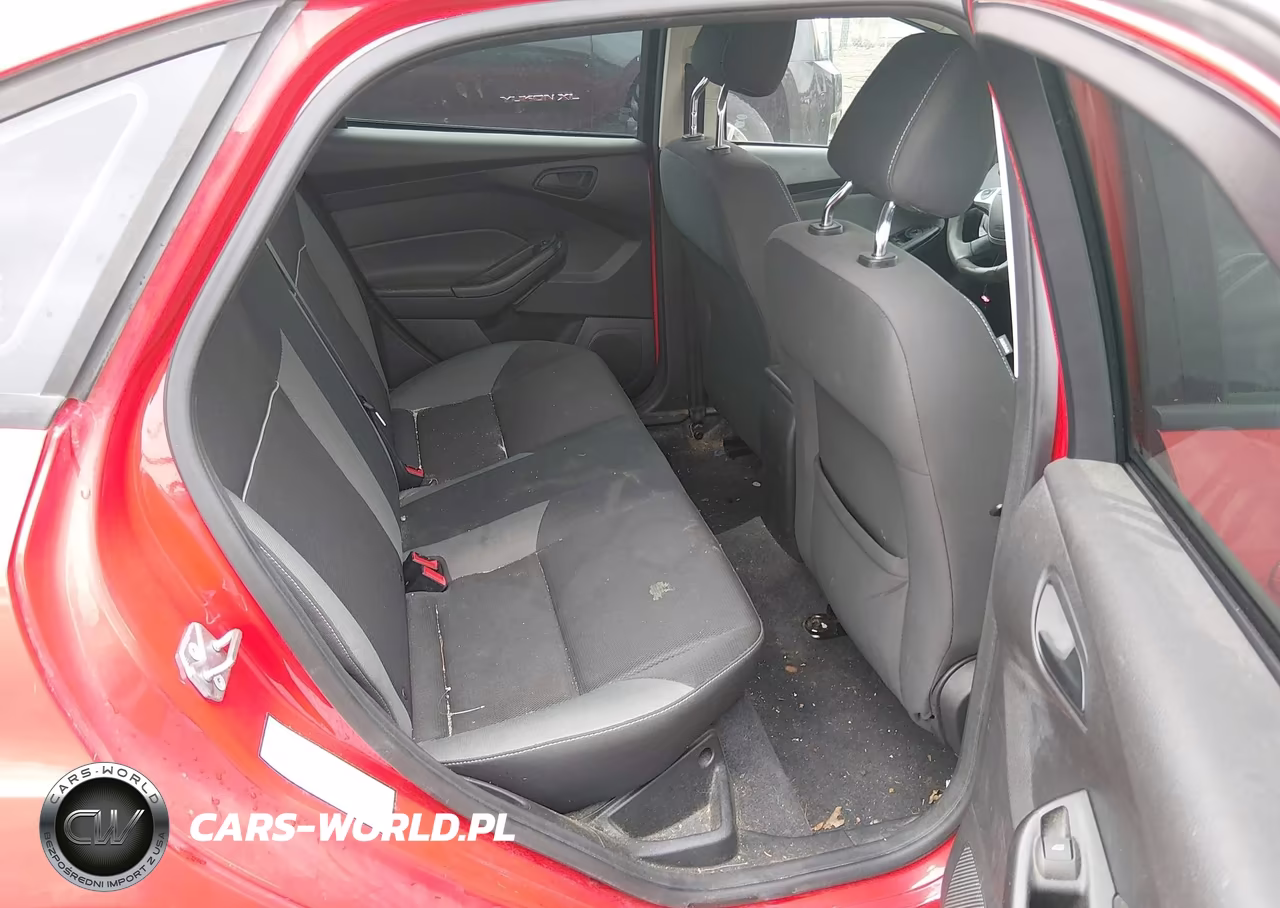 2012 Ford Focus Se VIN:1FAHP3F24CL107733 - 8