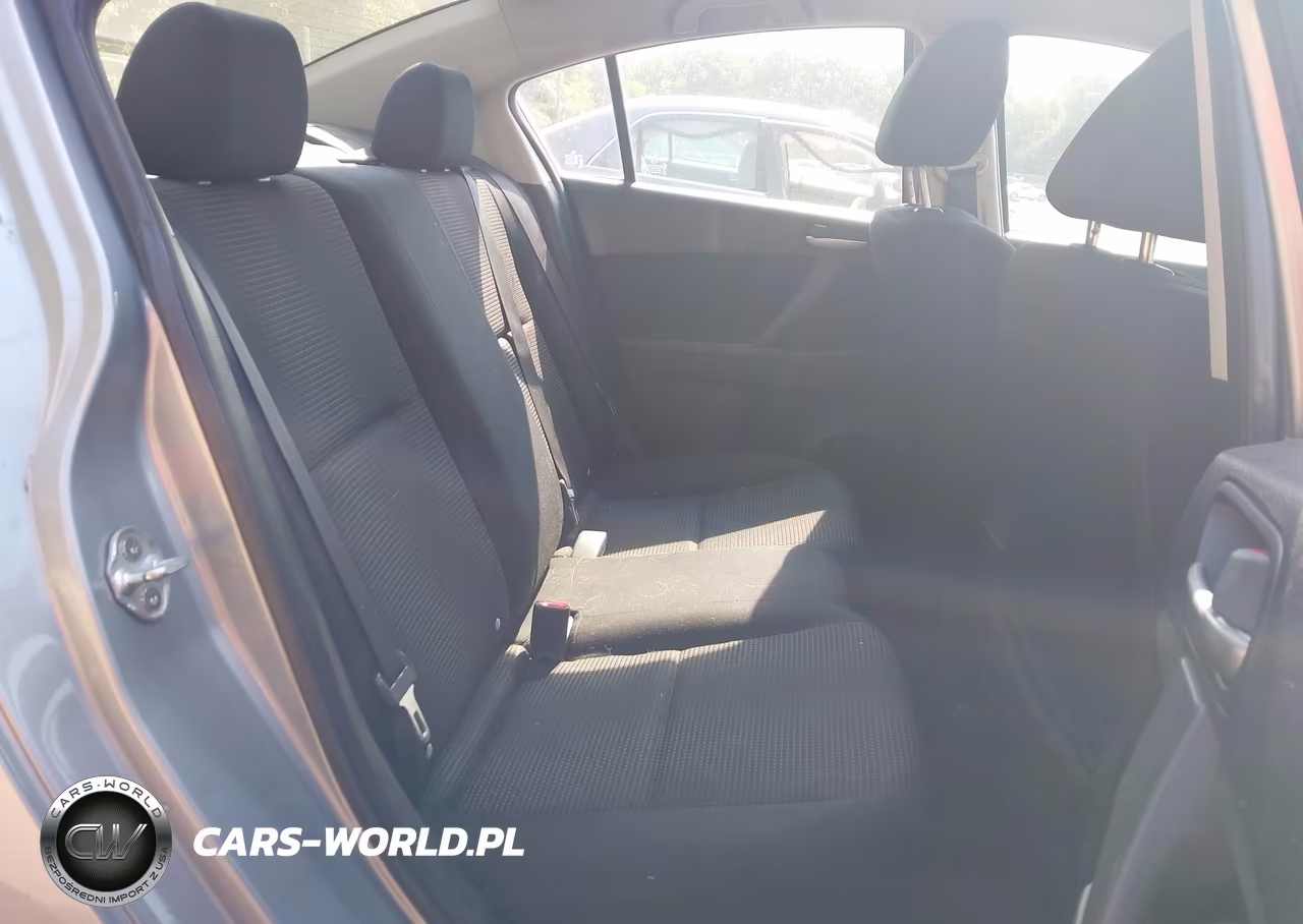 2012 Mazda Mazda3 I Sport VIN:JM1BL1UG0C1507251 - 8
