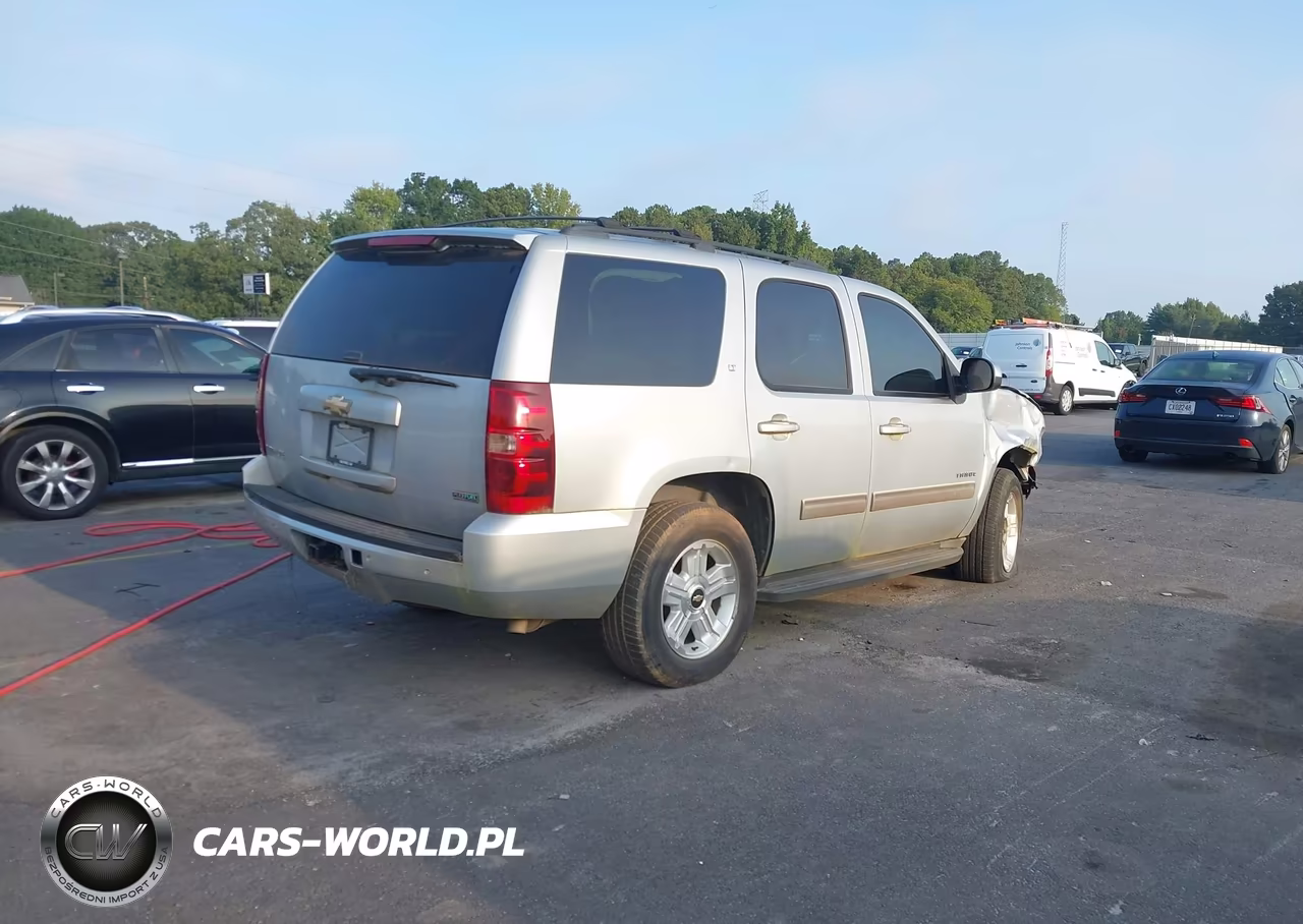 2011 Chevrolet Tahoe Lt VIN:1GNSCBE06BR322166 - 4