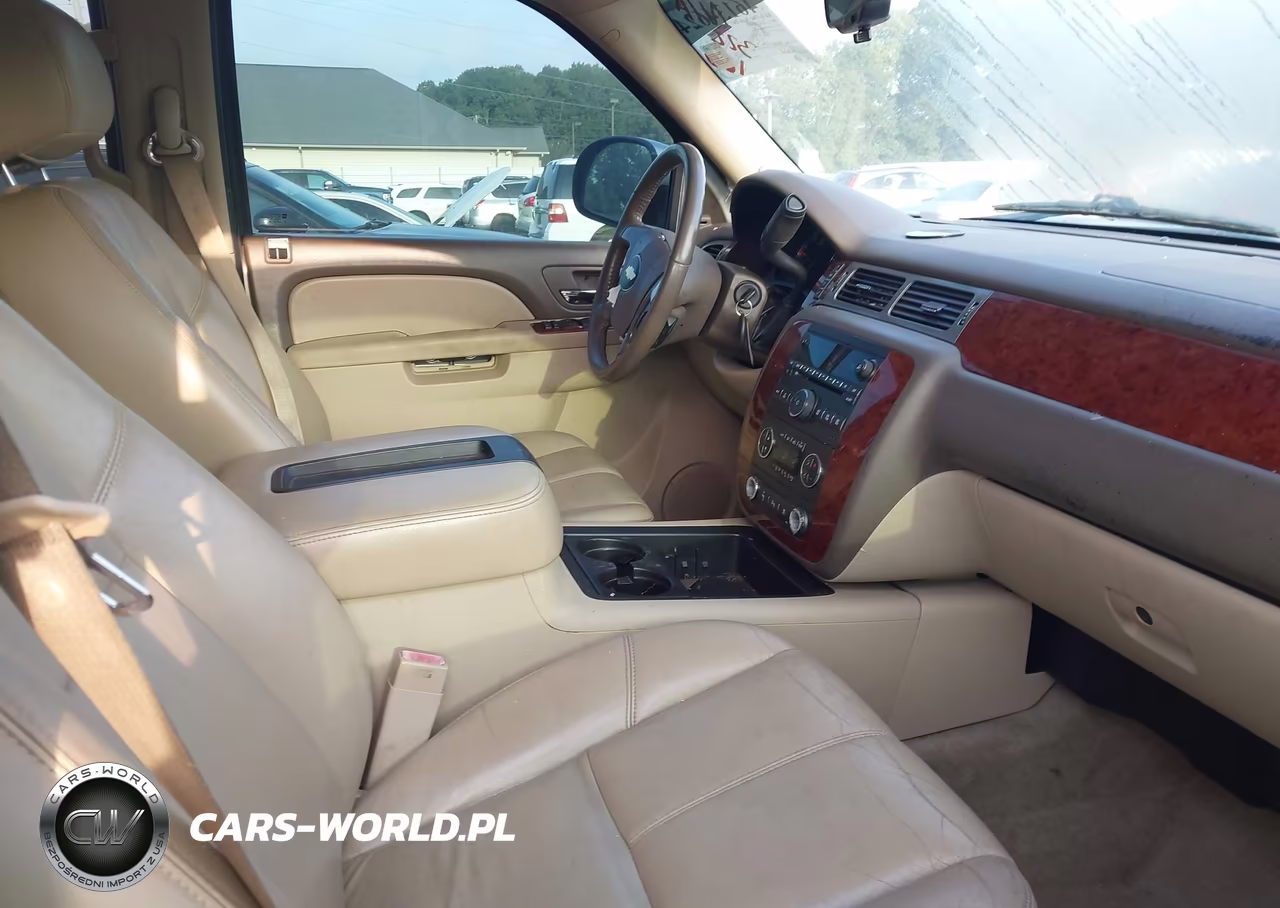 2011 Chevrolet Tahoe Lt VIN:1GNSCBE06BR322166 - 5