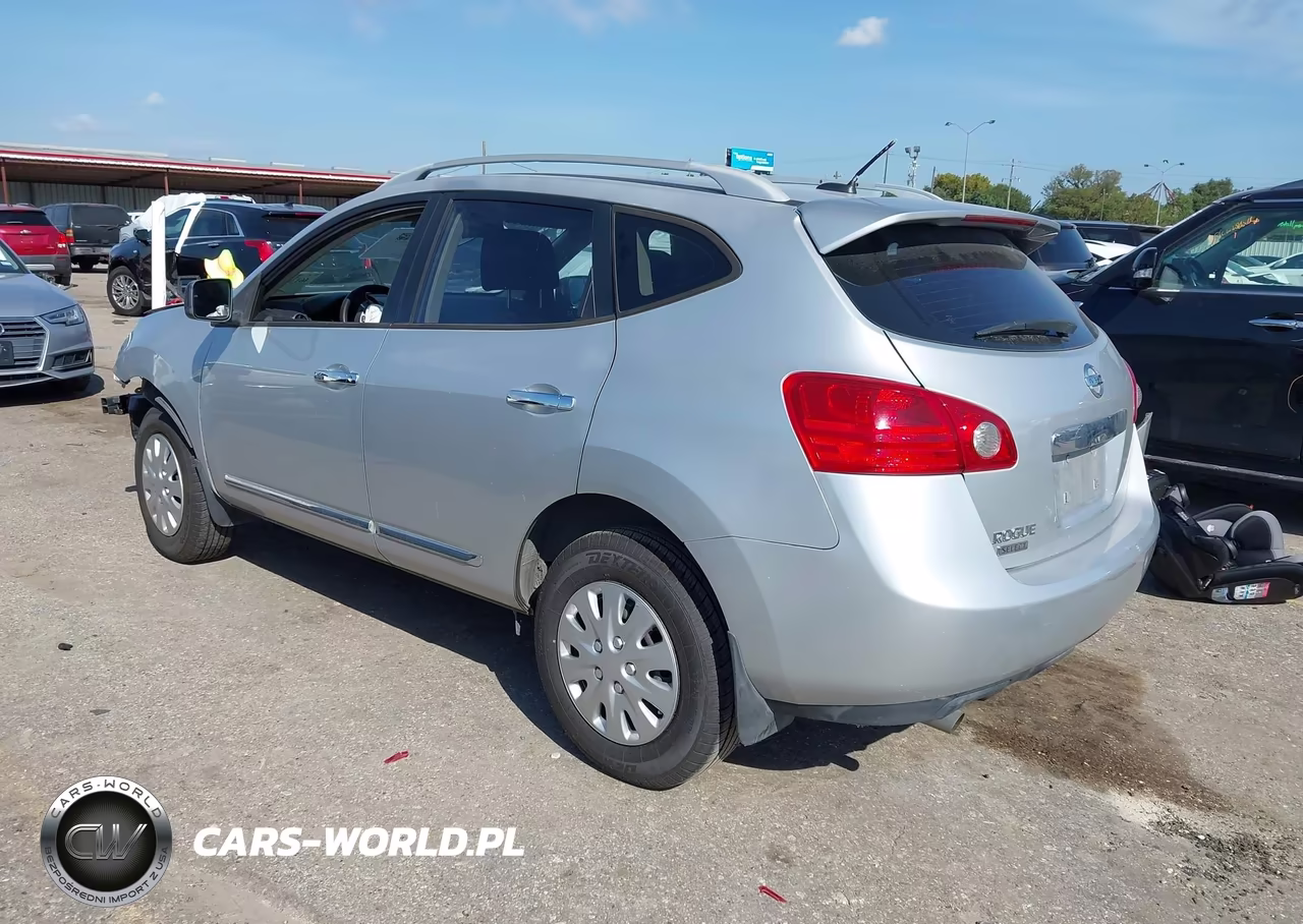 2014 Nissan Rogue Select S VIN:JN8AS5MT6EW624877 - 3