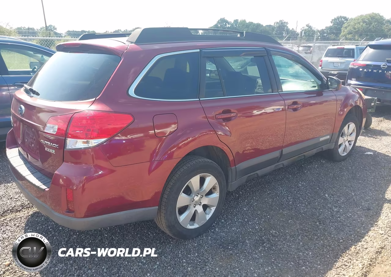 2011 Subaru Outback 2.5I Premium VIN:4S4BRBCC6B3405650 - 4