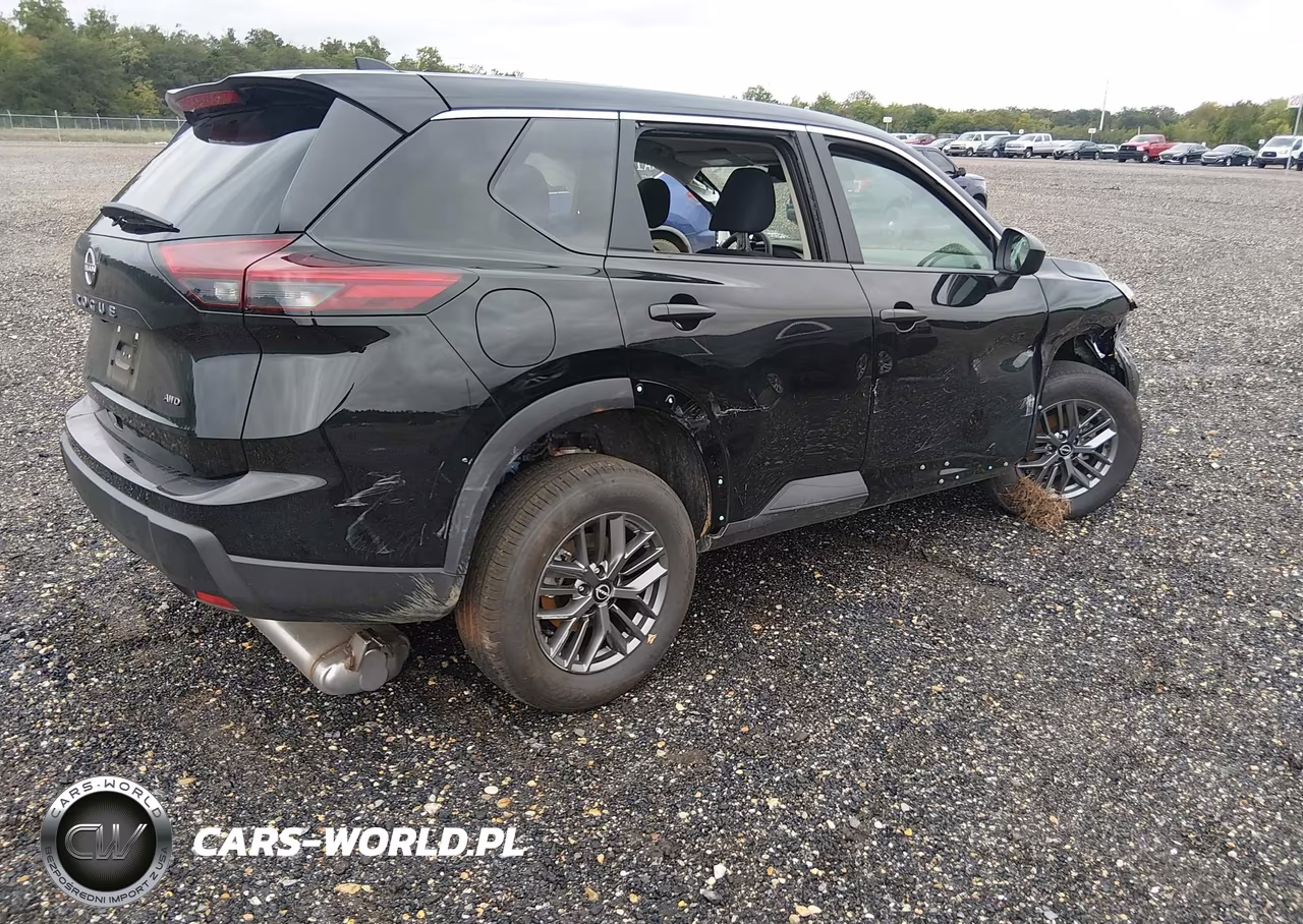 2026 Nissan Rogue S VIN:5N1BT3AB2TC848915 - 4