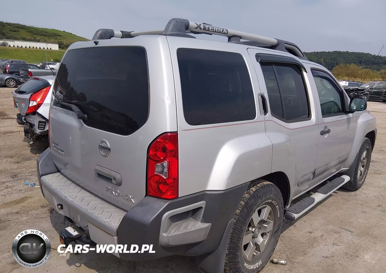 2012 Nissan Xterra Pro-4X VIN:5N1AN0NW5CC526593 - 4