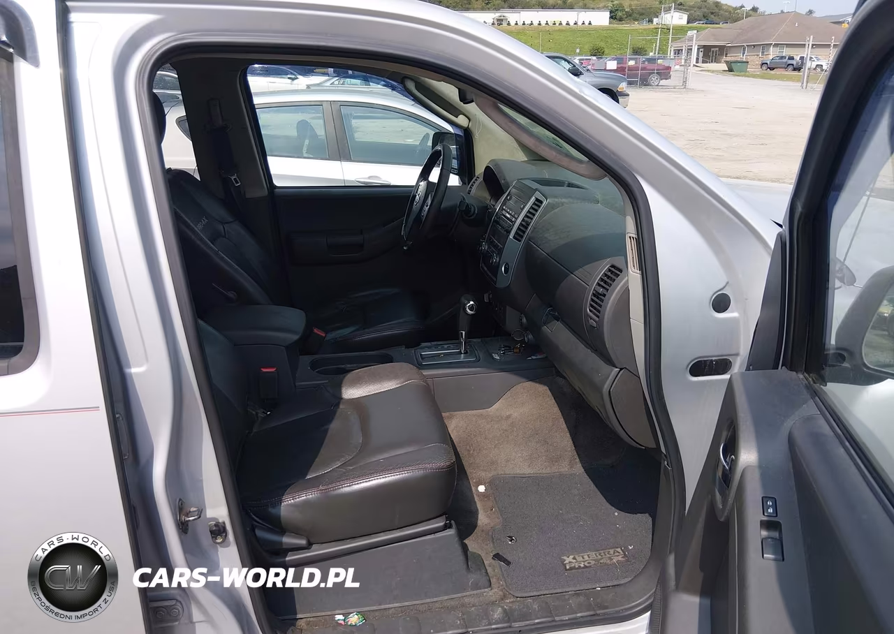 2012 Nissan Xterra Pro-4X VIN:5N1AN0NW5CC526593 - 5