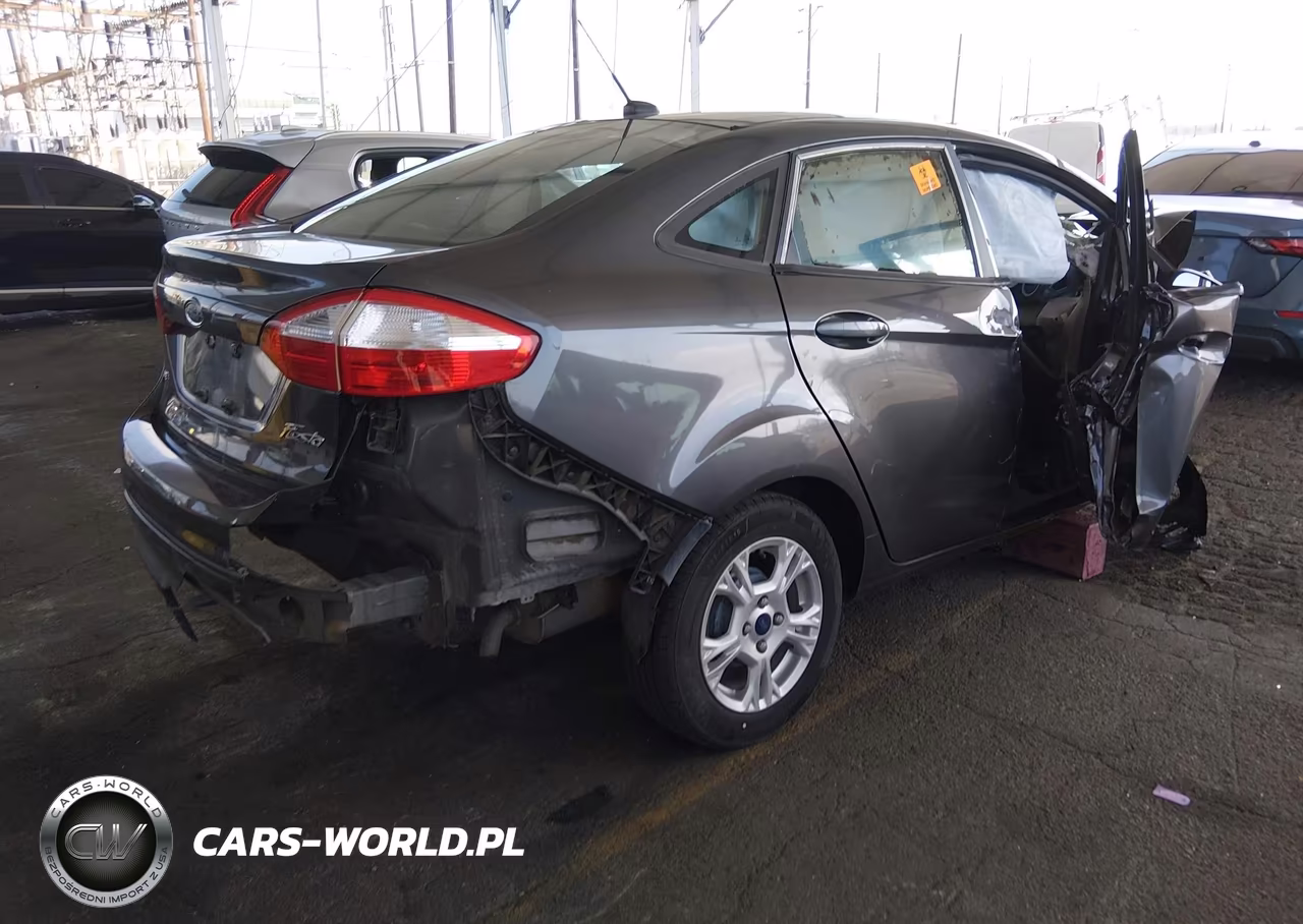 2016 Ford Fiesta Se VIN:3FADP4BJ2GM186129 - 4