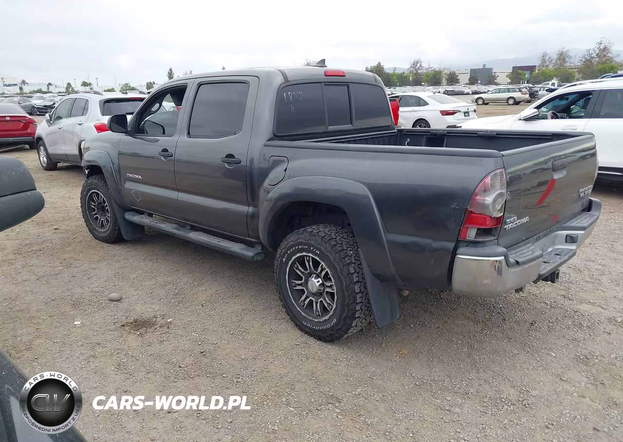 2012 Toyota Tacoma Prerunner V6 VIN:5TFJU4GN2CX021042 - 3