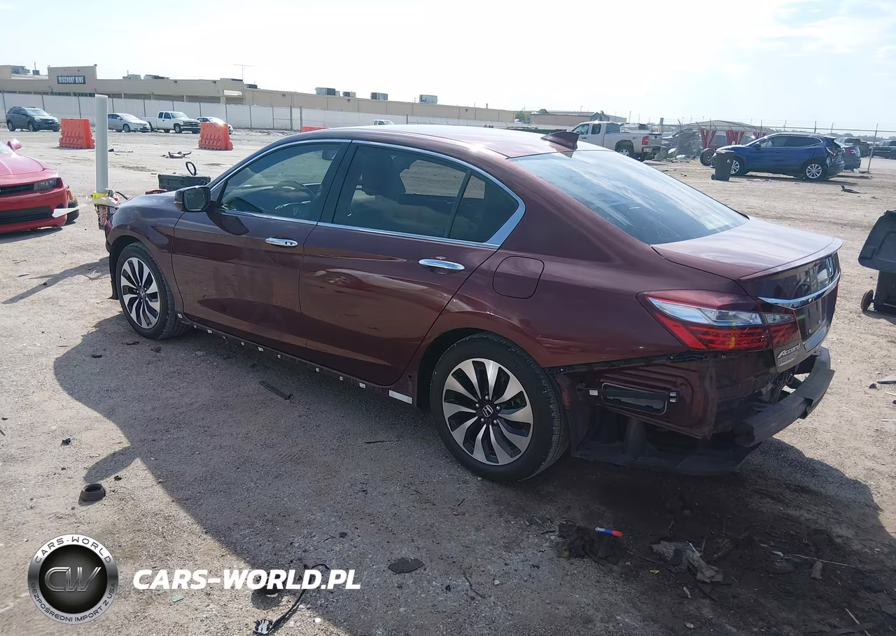 2017 Honda Accord Hybrid Touring VIN:JHMCR6F73HC004966 - 3