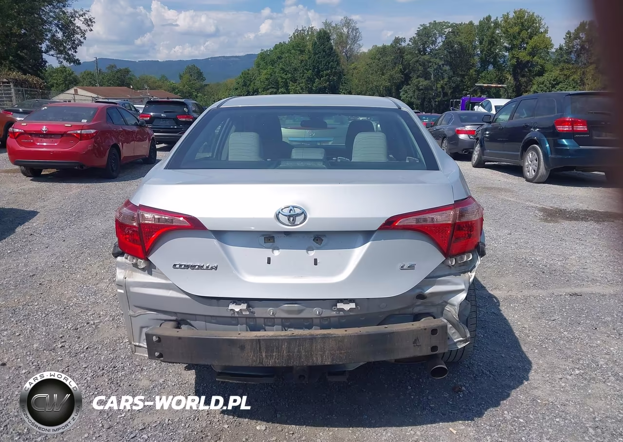 2019 Toyota Corolla Le VIN:2T1BURHE8KC155700 - 17