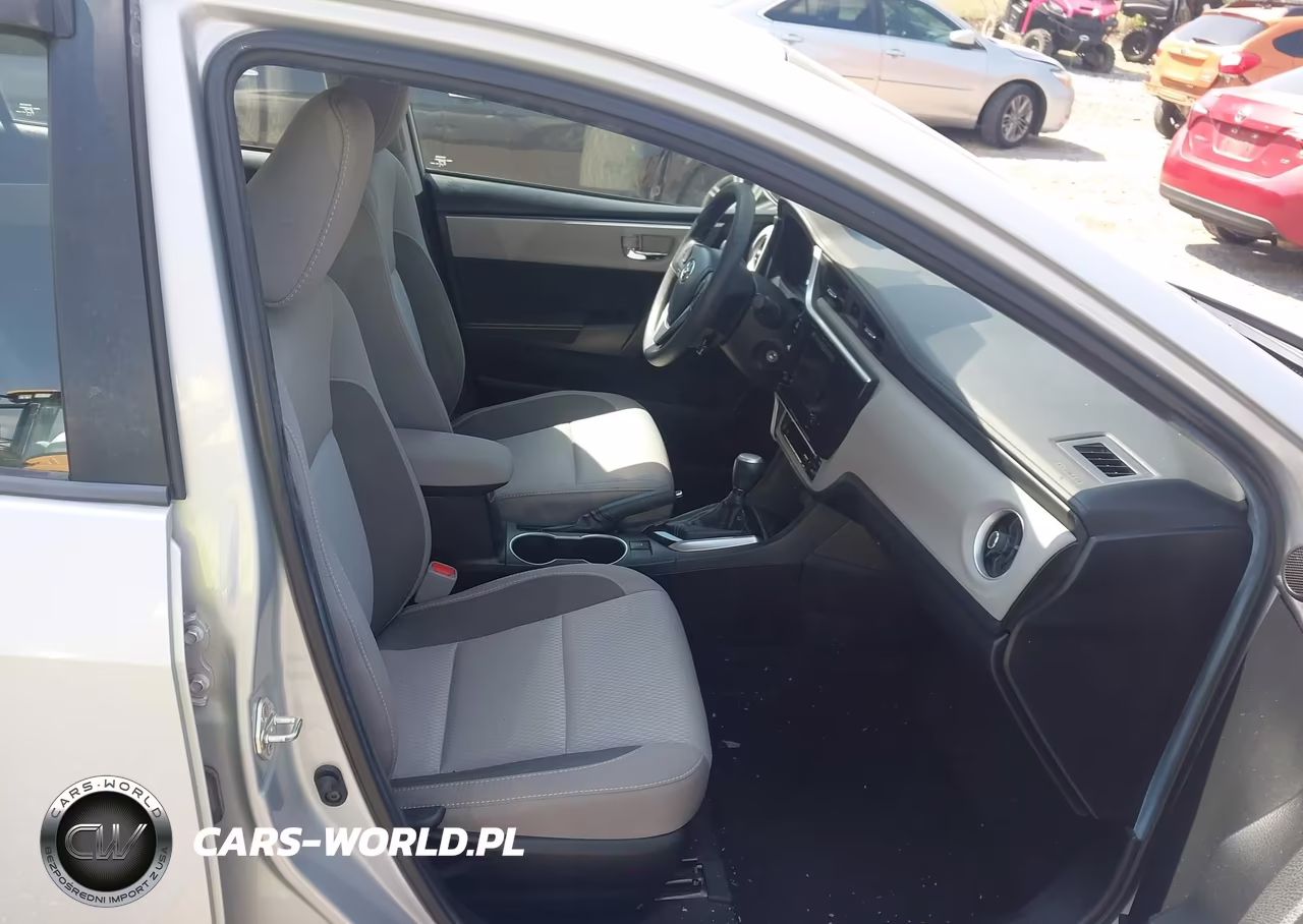2019 Toyota Corolla Le VIN:2T1BURHE8KC155700 - 5