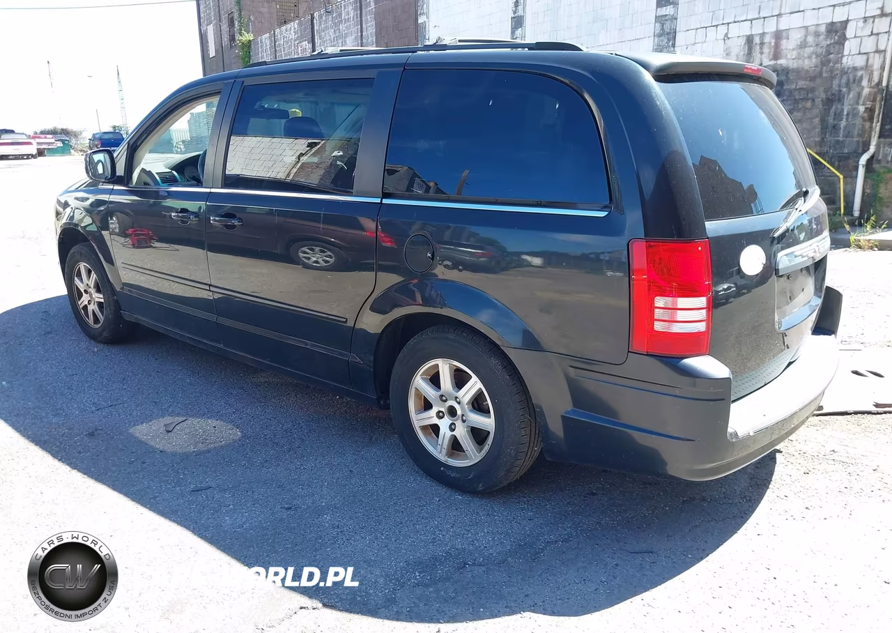 2008 Chrysler Town & Country Touring VIN:2A8HR54P58R654063 - 3