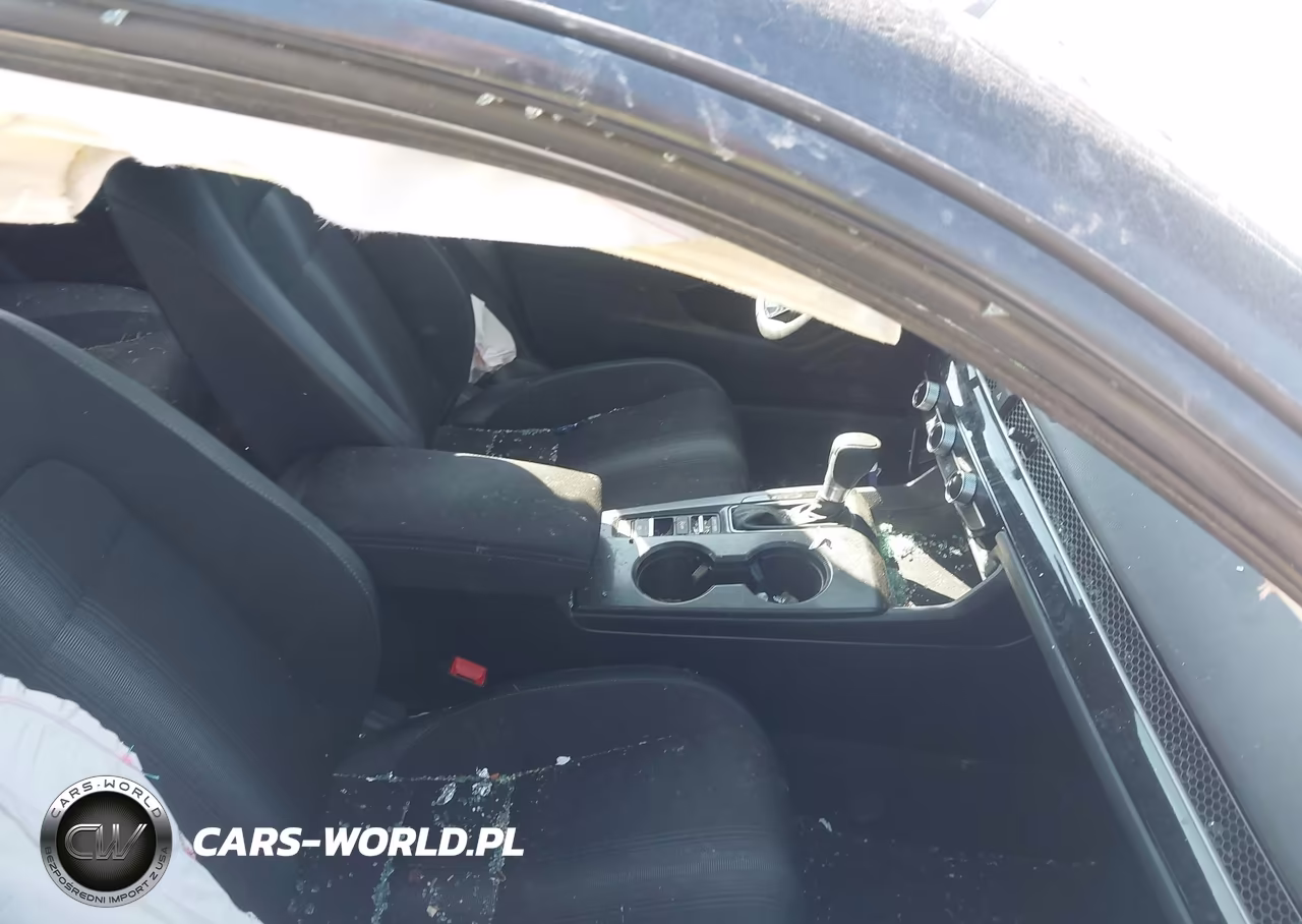 2025 Honda Civic Sport VIN:2HGFE2F52SH557907 - 5