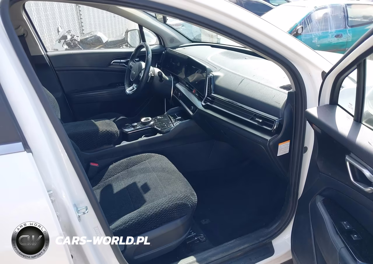 2023 Kia Sportage Hybrid Ex VIN:KNDPVCAG3P7090274 - 5