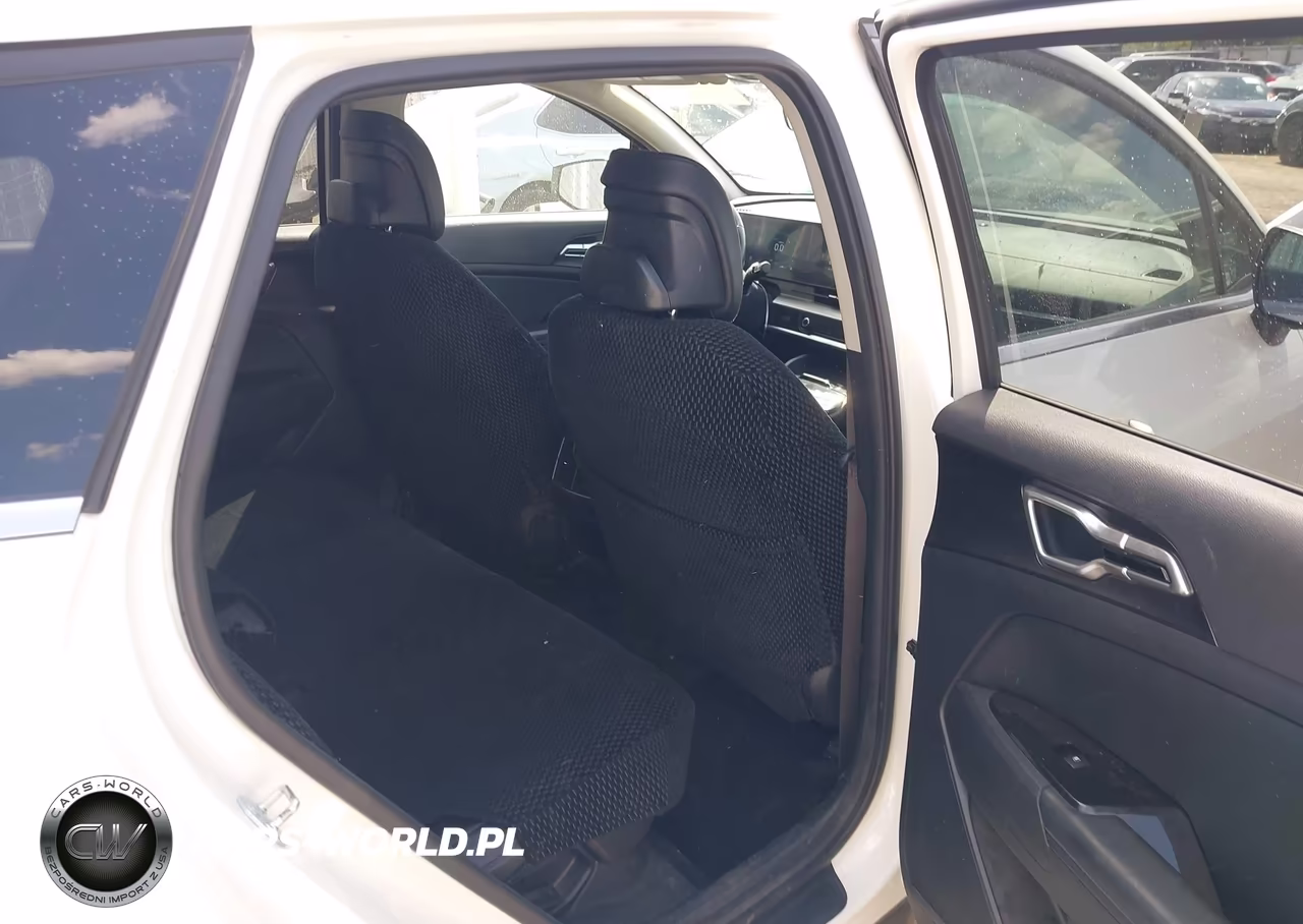 2023 Kia Sportage Hybrid Ex VIN:KNDPVCAG3P7090274 - 8