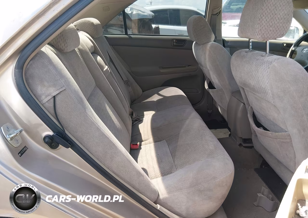 2004 Toyota Camry Le VIN:4T1BE30K34U894535 - 8