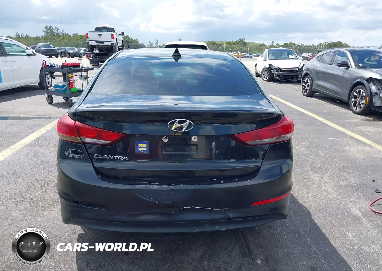 2018 Hyundai Elantra Sel VIN:5NPD84LF2JH282518 - 16